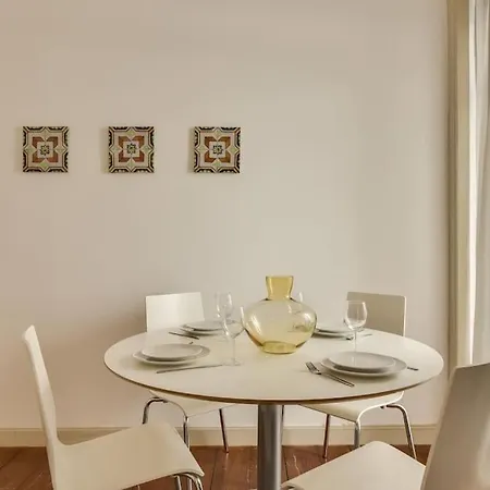 Well Design 2 Bedroom In Santos Апартаменты